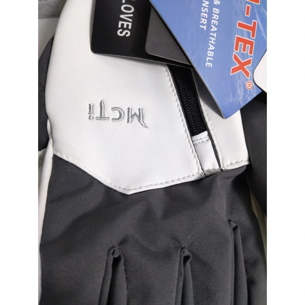 MCTI Breathable Outdoor‎ Gloves Windproof, Waterproof with Tags, Size Small